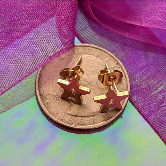 Gold Stars Pendant Charm Design Stainless Steel Necklace - Picture 5 of 8